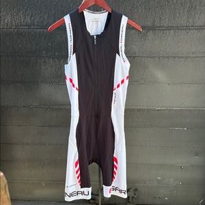 LG Black and White Triathlon Suit Louis Garneau Sz L 11